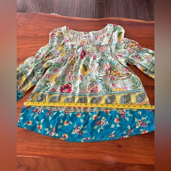 Figueroa & Flower 3/4 Border Print Sleeve Blouse - Picture 7 of 11